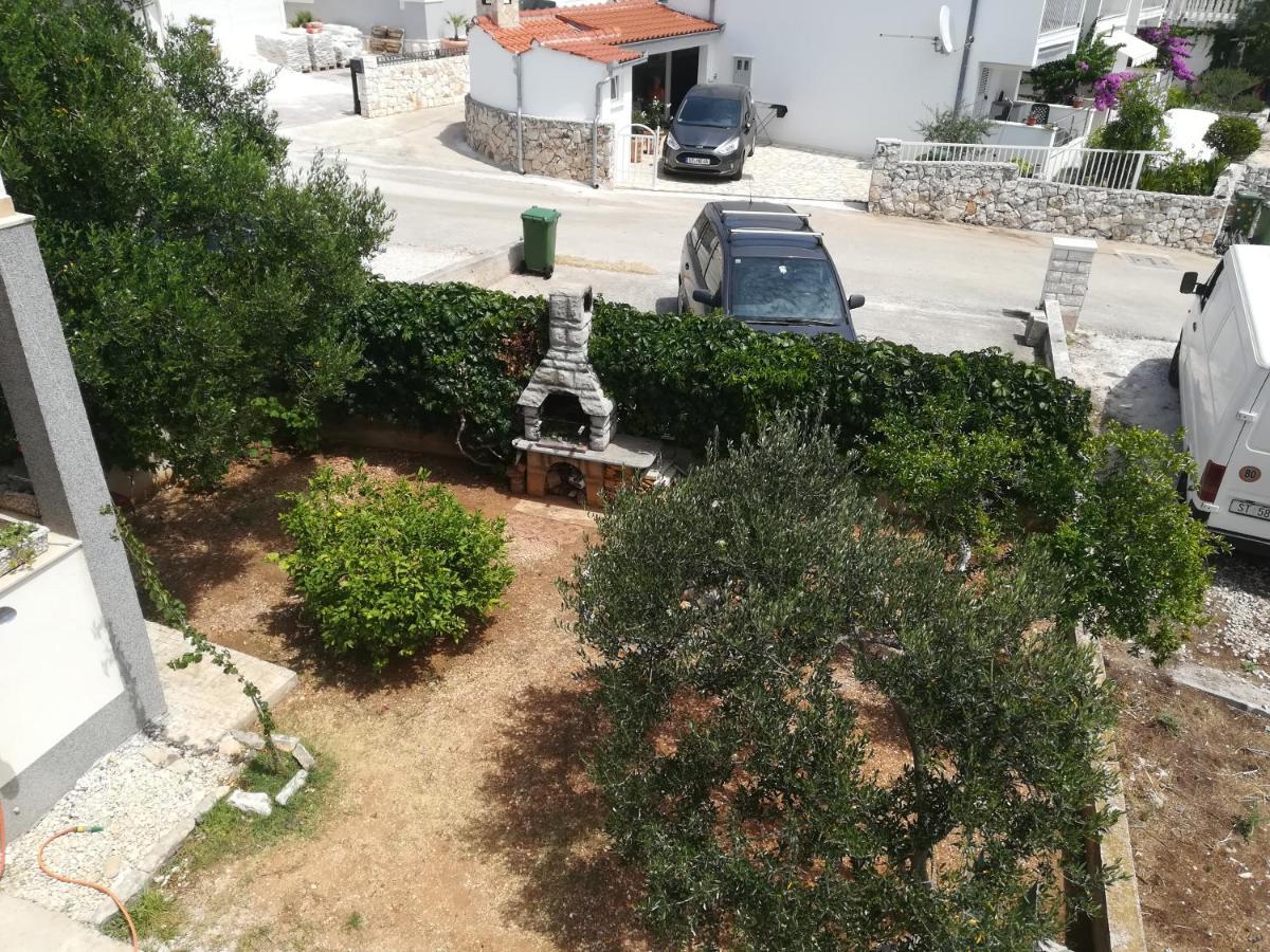 Apartman Lidija Ciovo Trogir Bagian luar foto