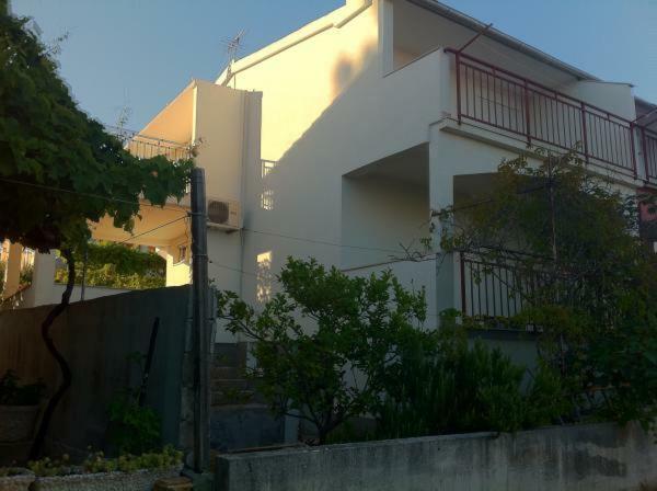 Apartman Lidija Ciovo Trogir Bagian luar foto